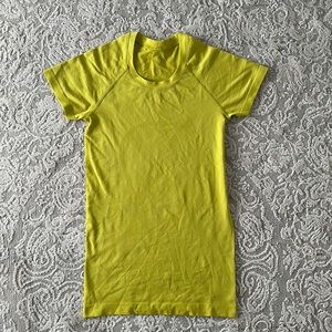 Swiftly Tech Short Sleeve Shirt 2.0